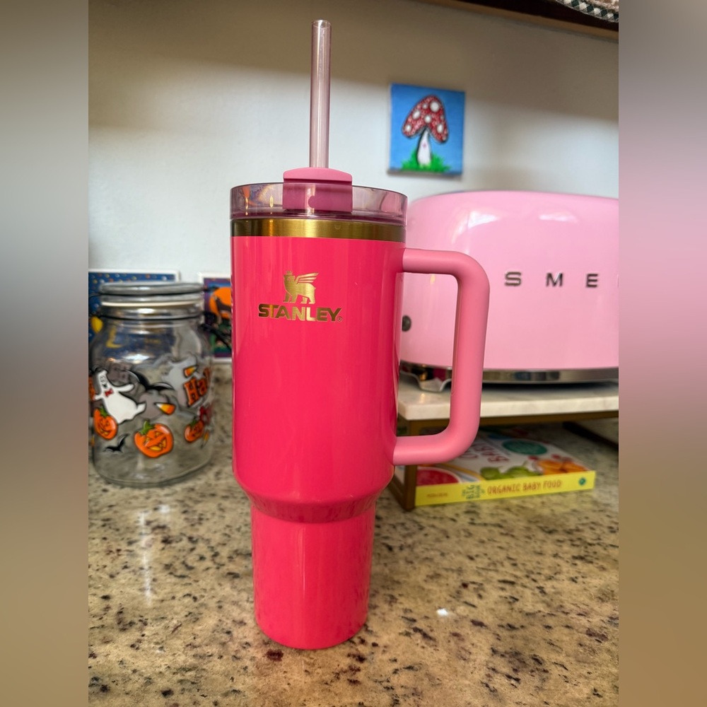 Stanley pink parade 40oz Stanley